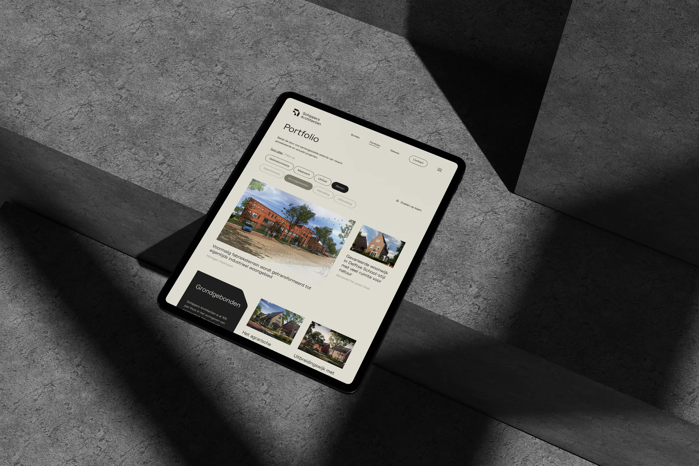 Portfolio overview with filters on a tablet